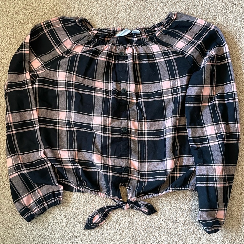 The Children’s place pink and black plaid top  10/12 (L)